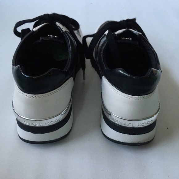 MICHAEL Michael Kors Allie Sneaker - Picture 5 of 7